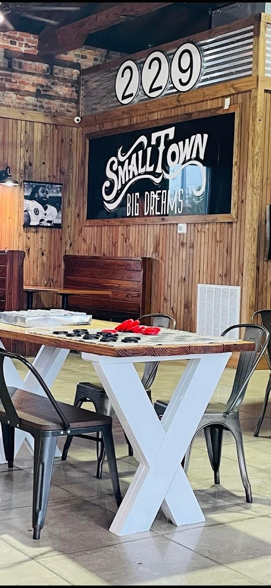 First & Broad Pizza Company